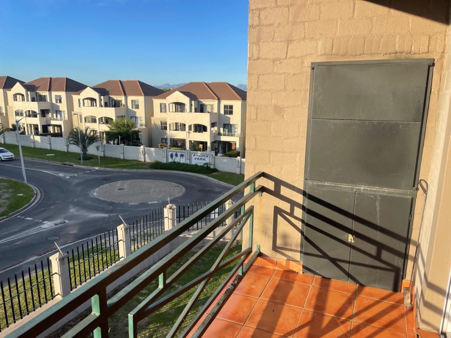 To Let 2 Bedroom Property for Rent in Vredekloof Western Cape